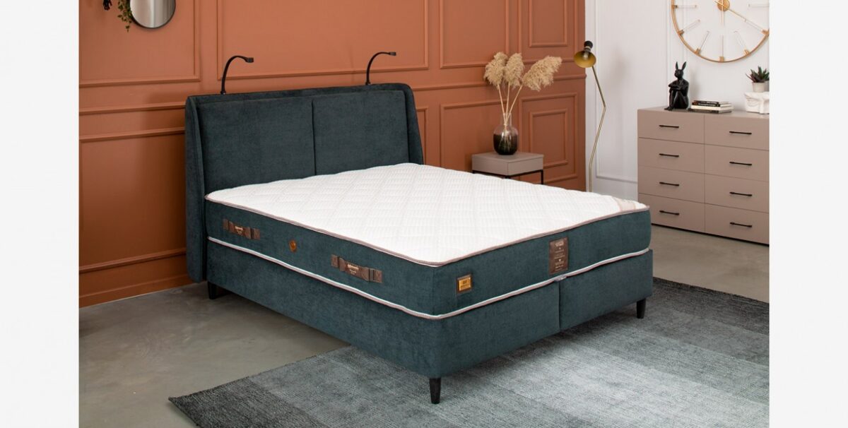 lovos-lova-kingrest-velvety35-1-crop-1340x677.jpg